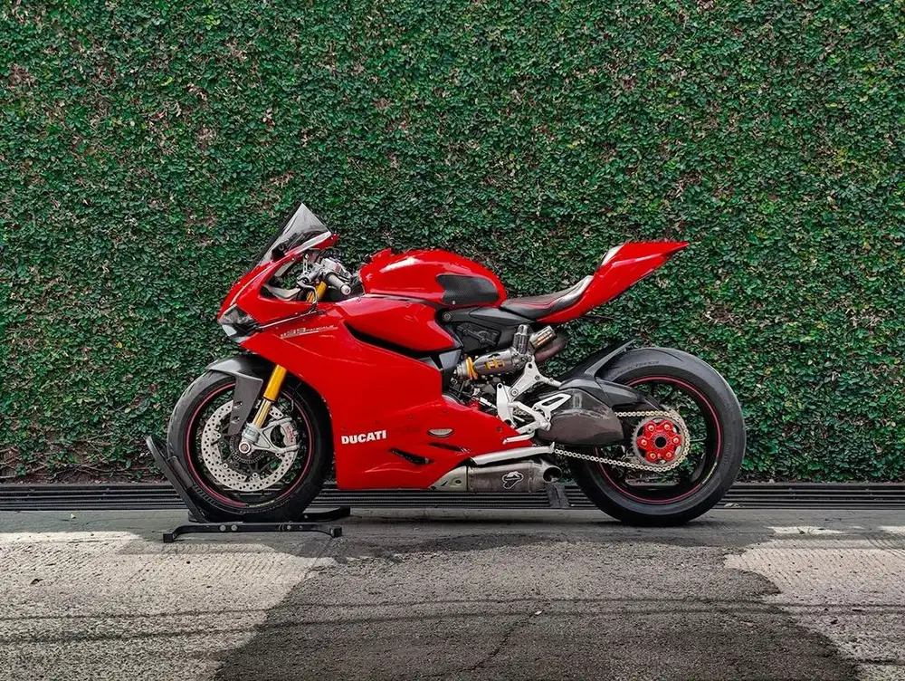 Ducati Panigale 1199 S tahun 2015 Rare Special Unit Low Odo Mulus
