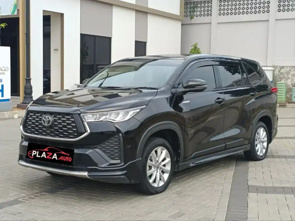 Innova zenix 2024
V Hybrid Modellista 
2.0 Automatic