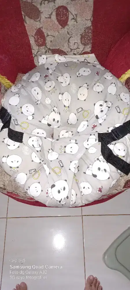 tempat tidur bayi