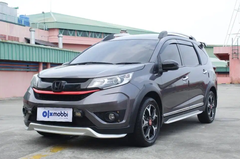 DP 8, JT Honda BR-V 1.5 Prestige Bensin-AT Abu 2016