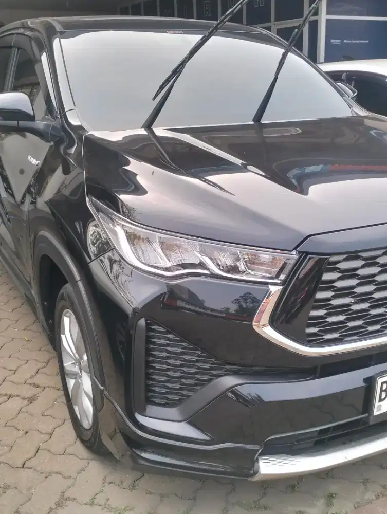 Toyota Innova zeniq Hybrid 2023