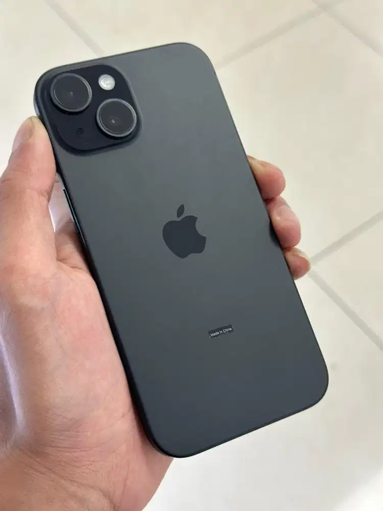 Iphone 15 128gb resmi iBox PA/A like new
