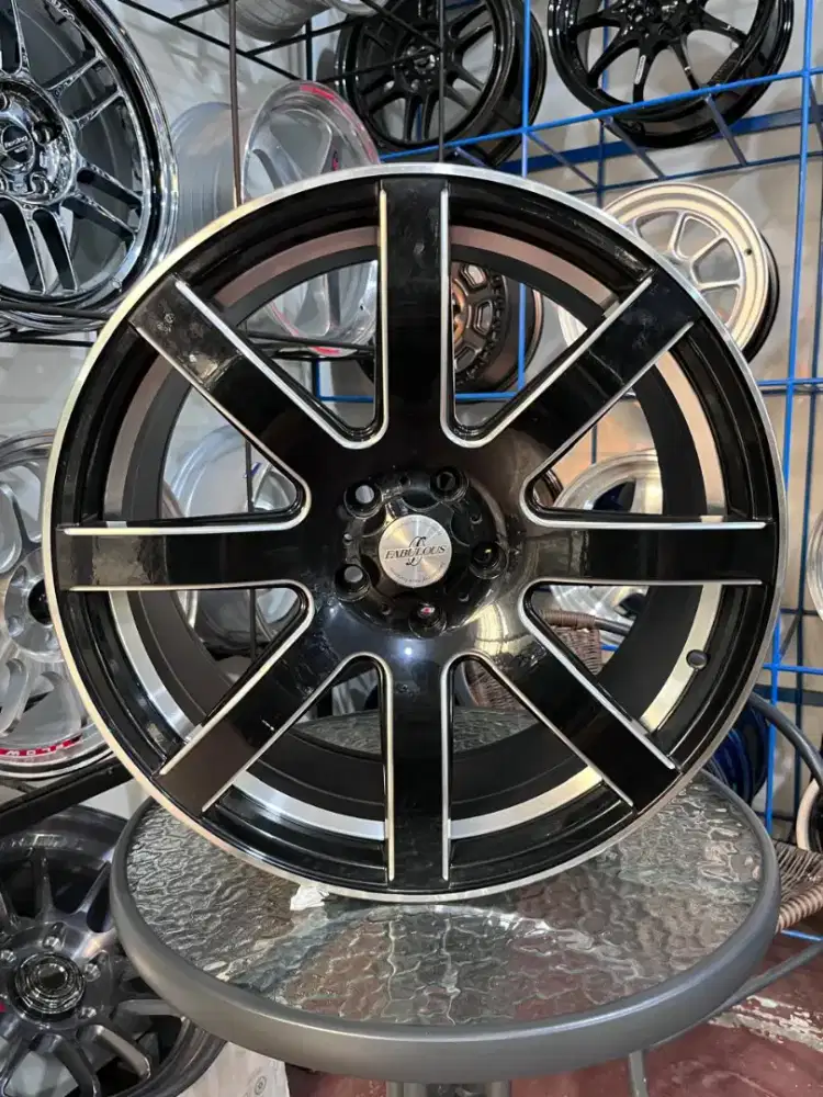Velg fabulous ring 20x8,5 pcd 5x114,3 ET 42 crv palisade