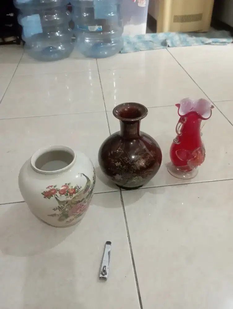 Vas kristal dan vas bunga