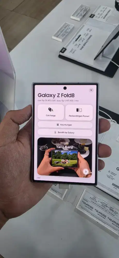 SAMSUNG GALAXY Z FOLD 8