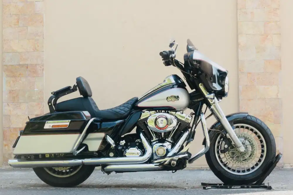 Harley davidson Ultra Classic like new Fatboy Dyna Electra police