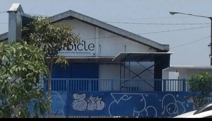 DiJual  Gudang  Siap Pakai Raya Lidah Wetan Surabaya Barat