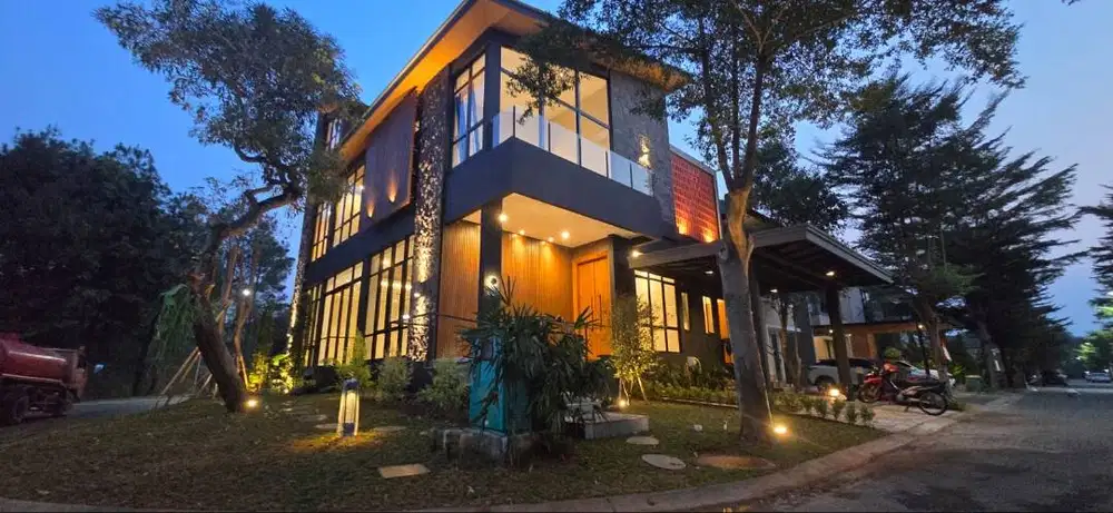 Rumah Modern Tropis High Spec & Inner Garden di Cluster Illustria BSD