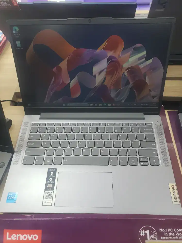 LAPTOP LENOVO IDEAPAD SLIM 3 ( CORE-I3 RAM 8/512 GB )