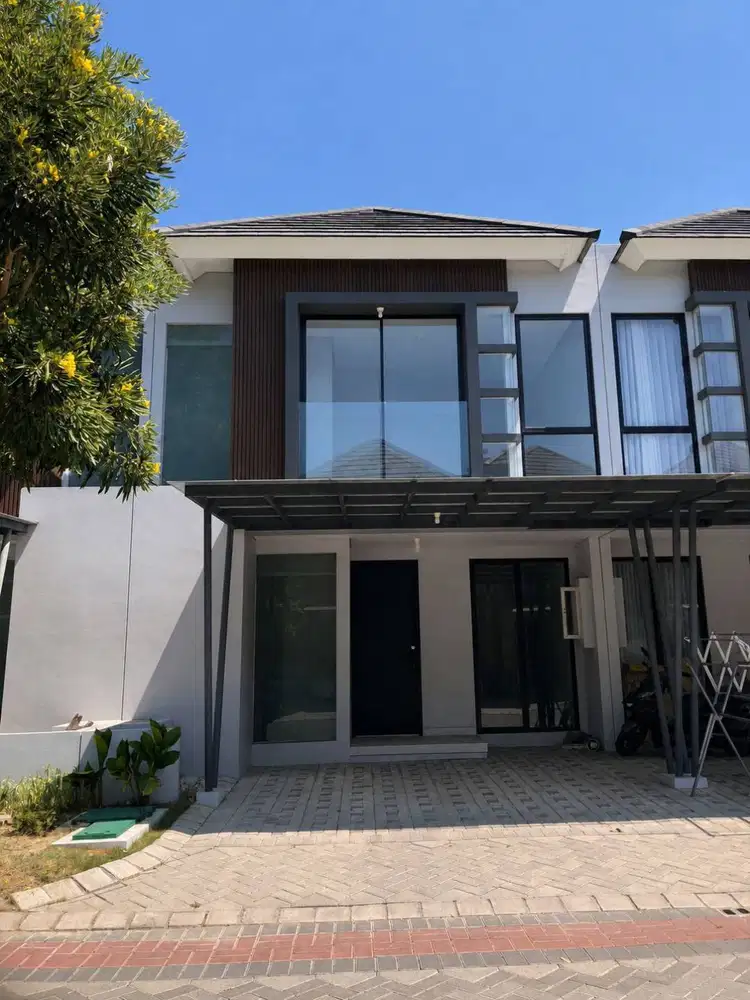 Dijual Cepat rumah Gladstone Grand Pakuwon Surabaya