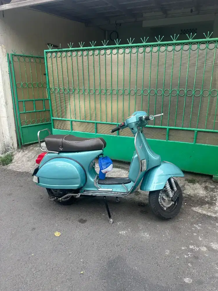 Vespa PX 1981 Lengkap
