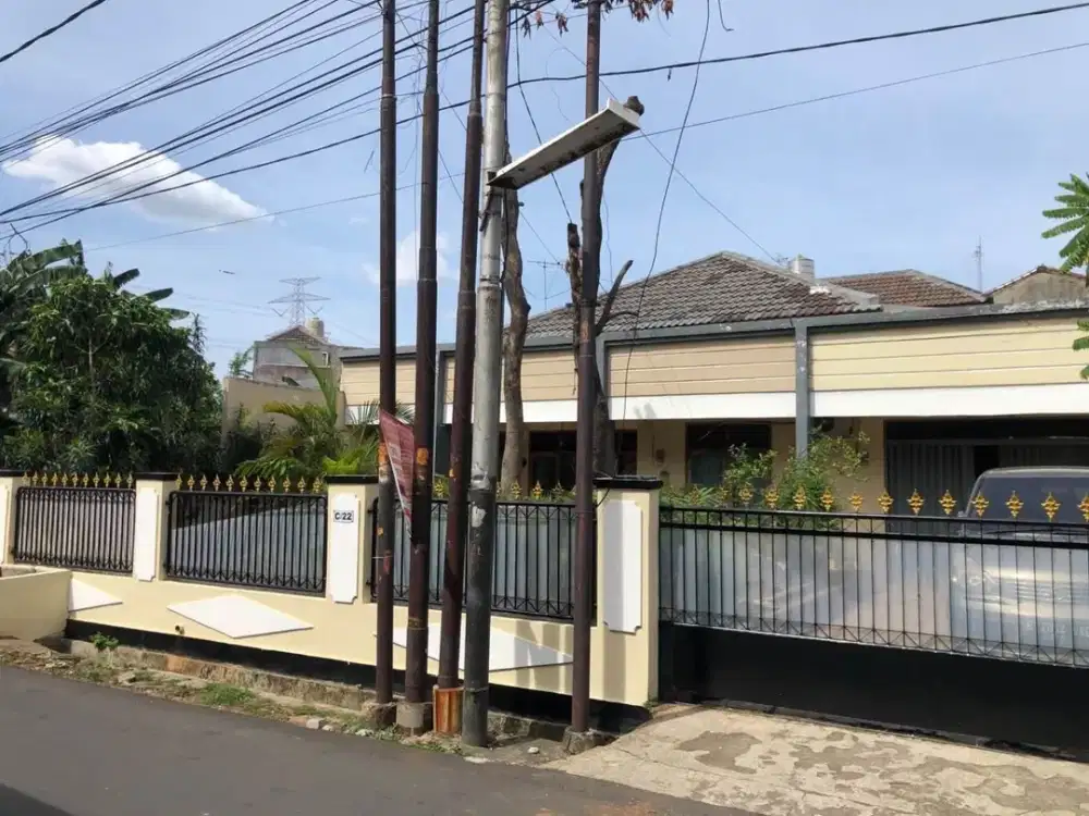 Rumah Luas Dijual di Duren Sawit Jakarta Timur