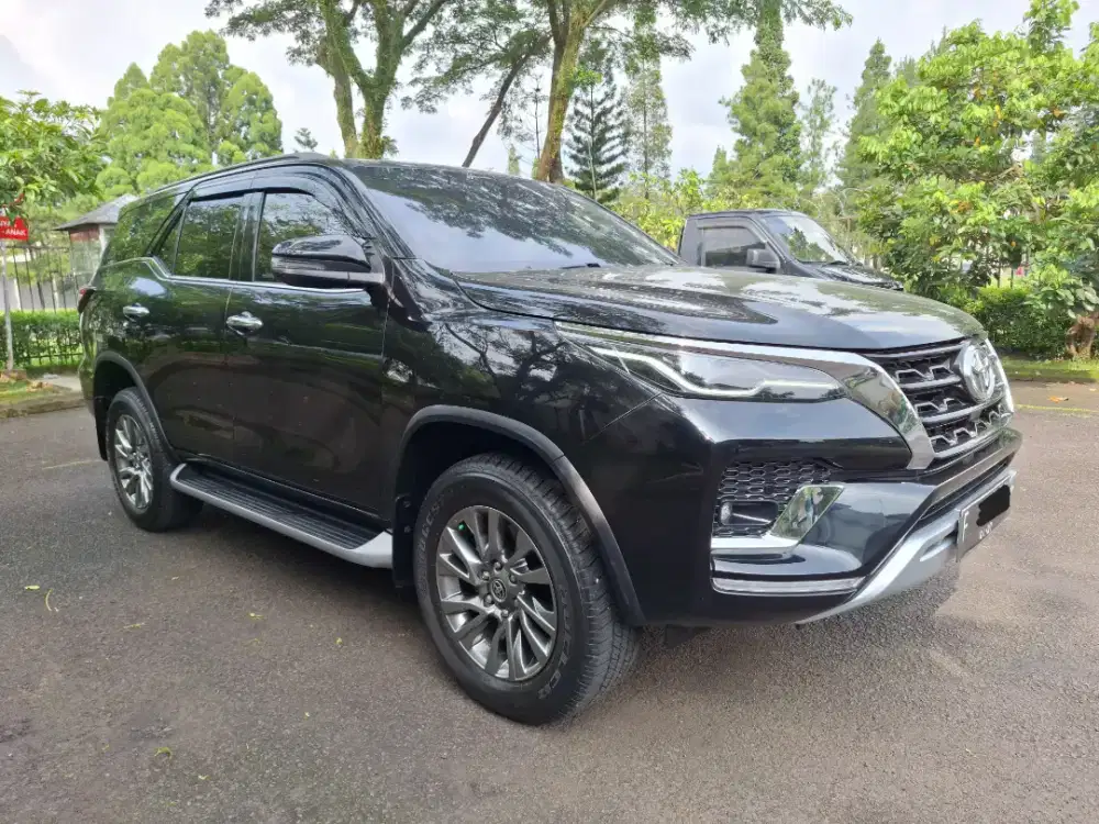 Toyota Fortuner 2.4 VRZ Automatic 2021