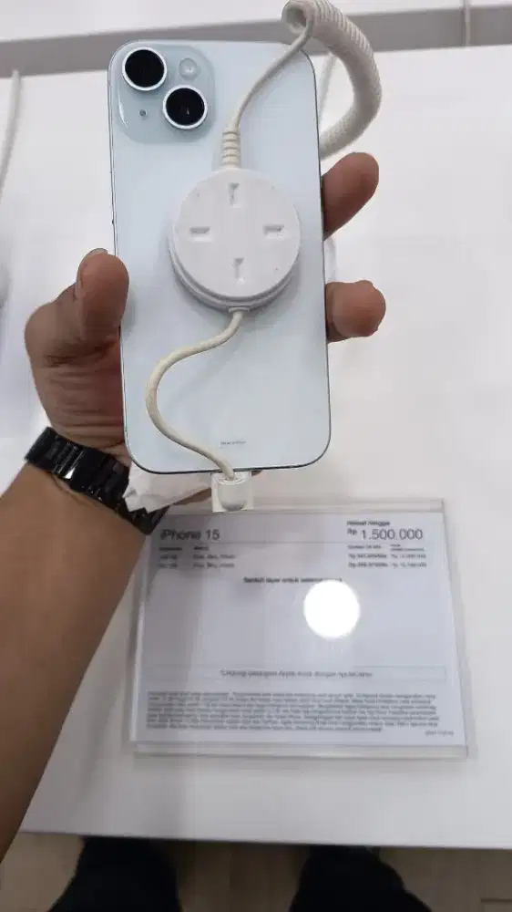 iPhone 15 basic 128