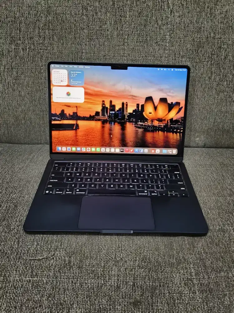 Dijual Macbook air M4 Retina 13in 2025 Garansi On ibox 16/256
