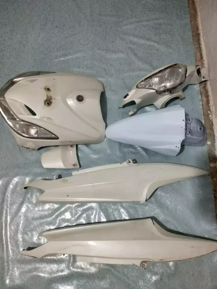 Fullset bodi ori bawaan mio smile halus asli putih