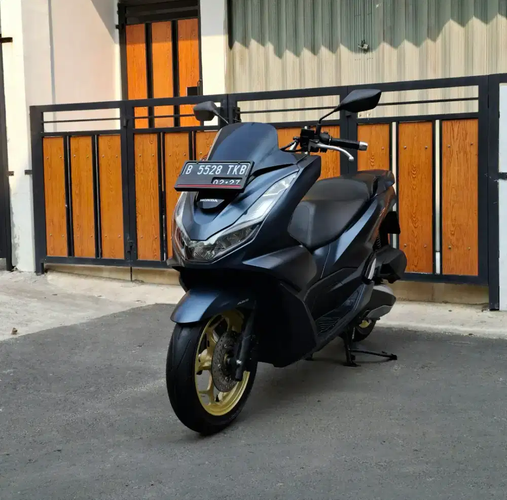 Honda PCX 160 ABS ISS (Tipe Tertinggi) MULUSSS Pajak Hidup