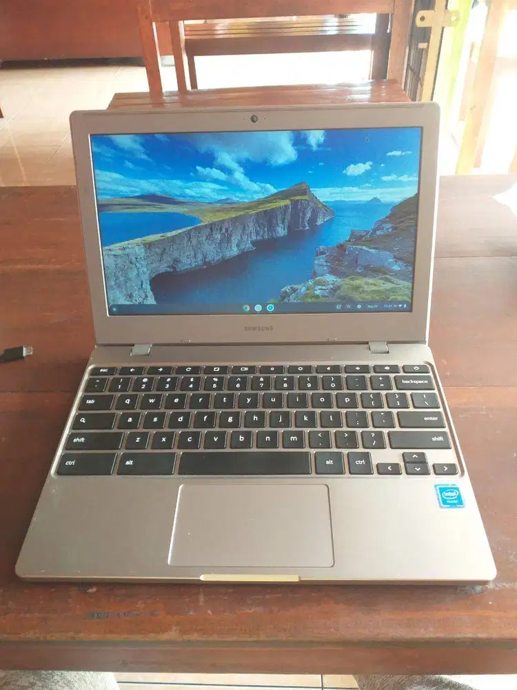 Samsung Chromebook 4 Ram 4GB - Baterai Awet & Kamera Jernih