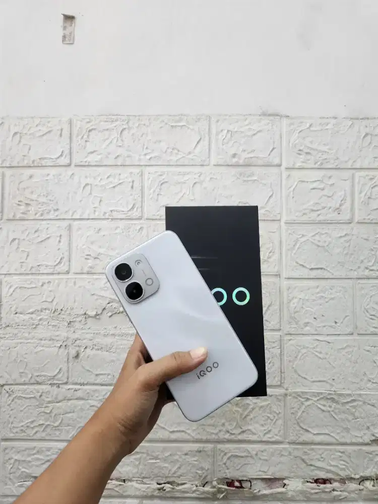 iQoo Z11x 5G 8/128Gb Perfect - Grs resmi 10 bulan #Relax