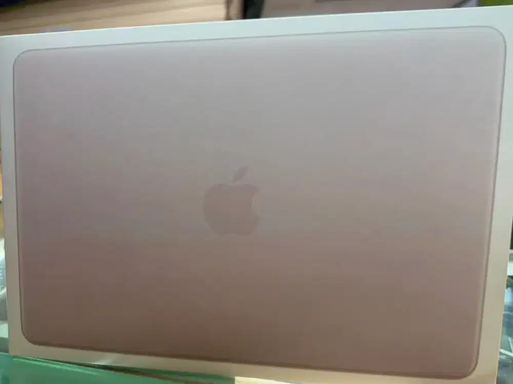 Seken Macbook Neo 13Inch 8/256GB Garansi Panjang