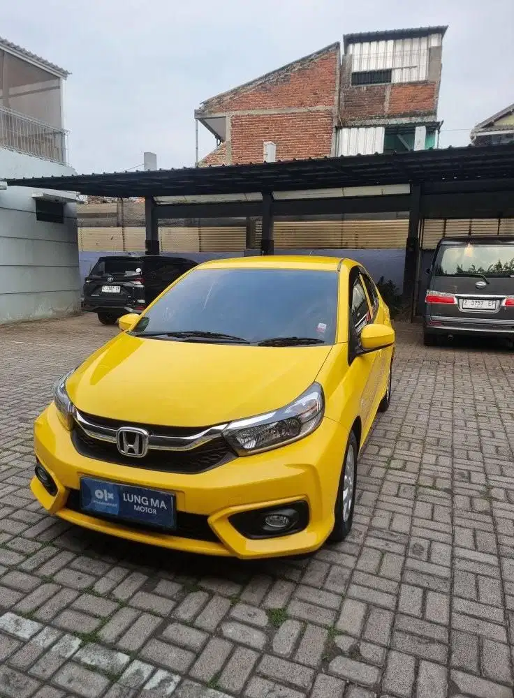 Brio Satya E Cvt 2020 km 27 rb