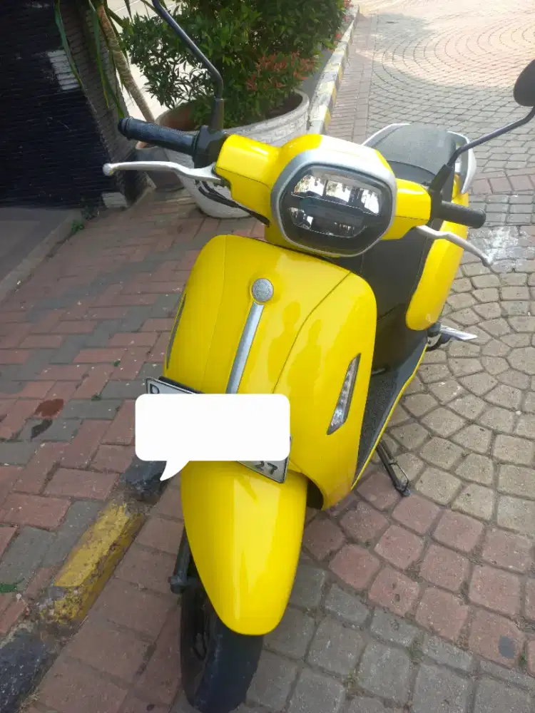 Retro scooter italy Benelli PANAREA 125 2022