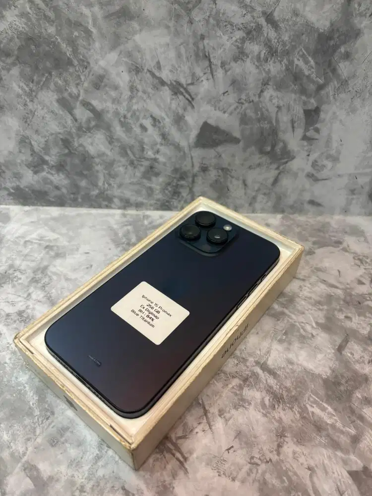 DI JUAL IPHONE 15 PRO MAX 256GB EX GARANSI RESMI INDONESIA