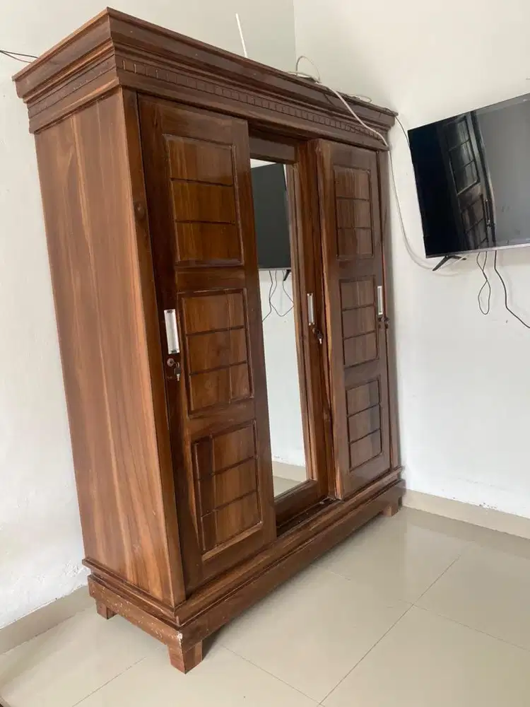 Lemari pakaian sleding 3 pintu kayu jati 2 gantungan 1 rak Full cermin