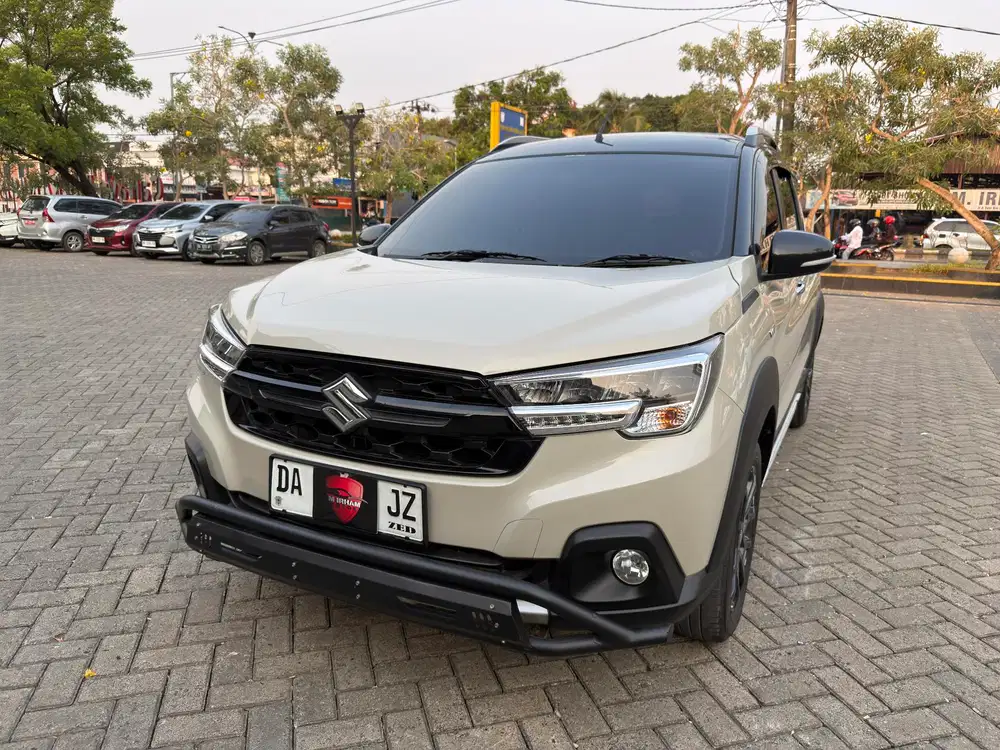 Suzuki New XL7 Alpha Hybrid Twotone 1.5 At 2024