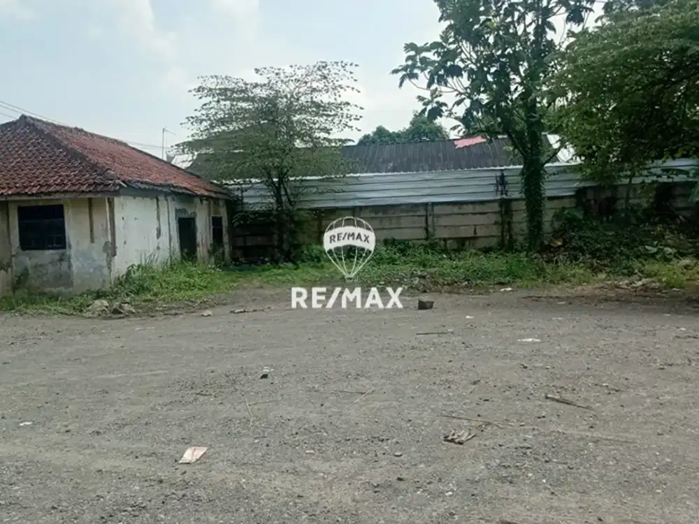 Disewakan Tanah lokasi strategis di pinggir jalan Raya Rumpin