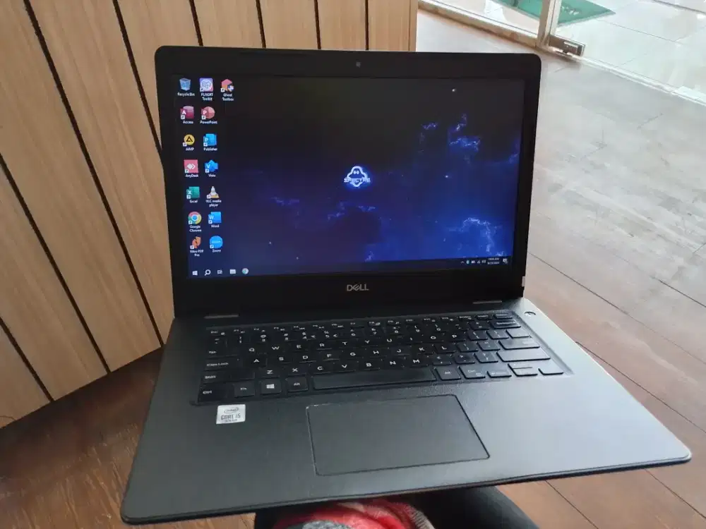 Laptop dell Vostro 3490