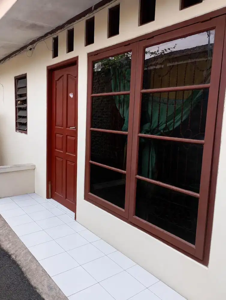 Dijual murah rumah kontrakan
