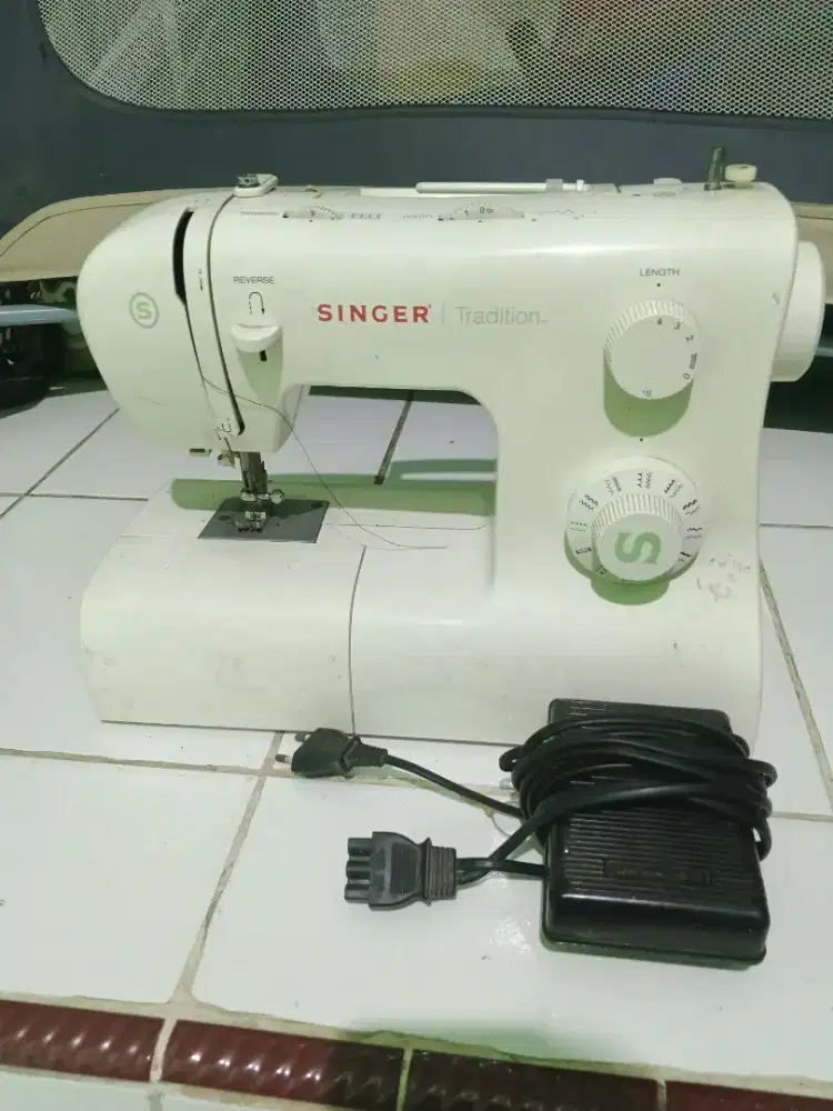 Dijual Mesin Jahit Singer