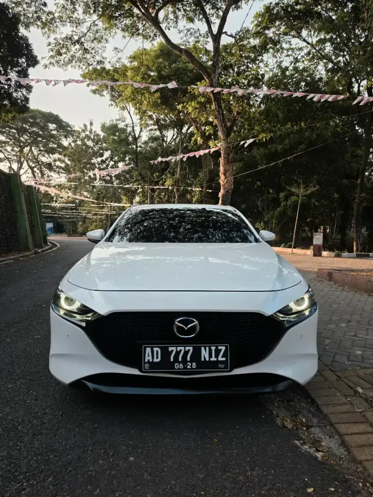 MAZDA 3 HATCHBACK