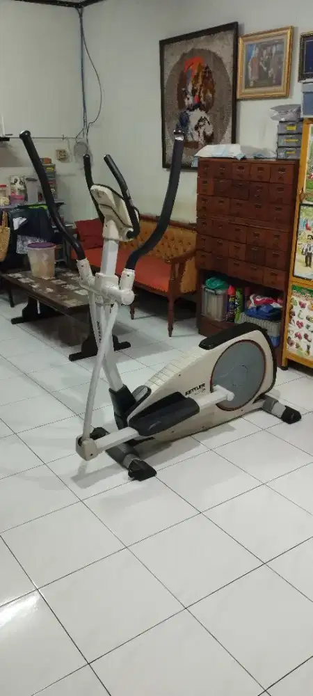 Cross trainer Kettler kondisi normal