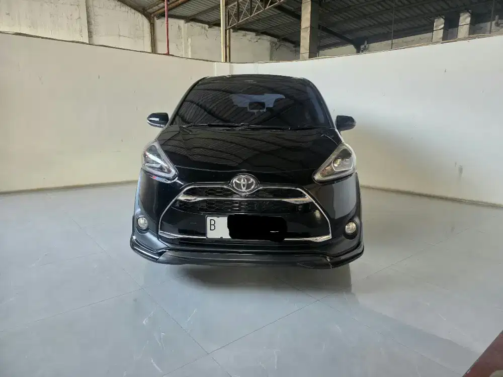 Toyota Sienta Q AT ( Matic ) 2016 / 2017 Hitam Jual kondisi apa adanya
