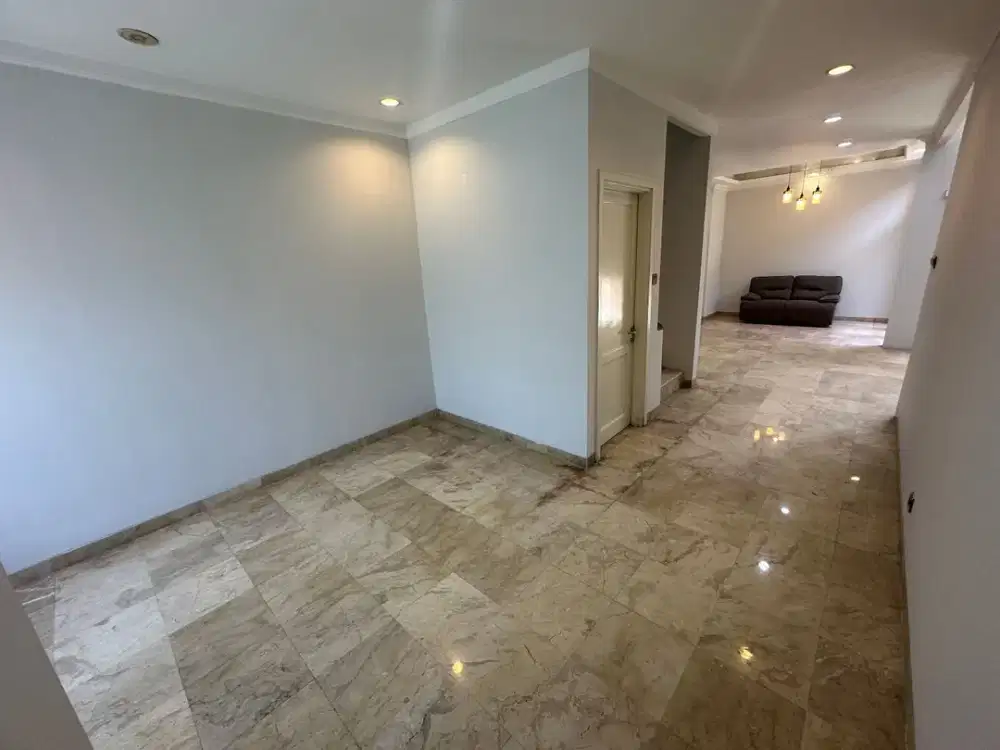 Sewa Kontrakan Rumah di Citraland Harga Murah Dekat G Walk Surabaya Barat Tahunan Perumahan Per 2026 Dibawah 91jt