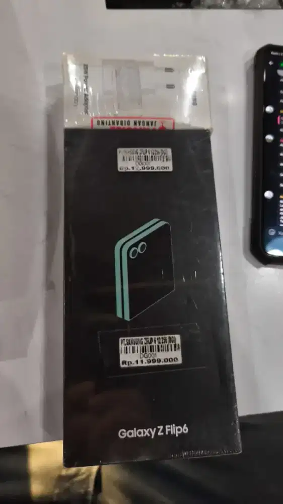Samsung Galaxy z flip 6 ready stok ditoko Atlantis