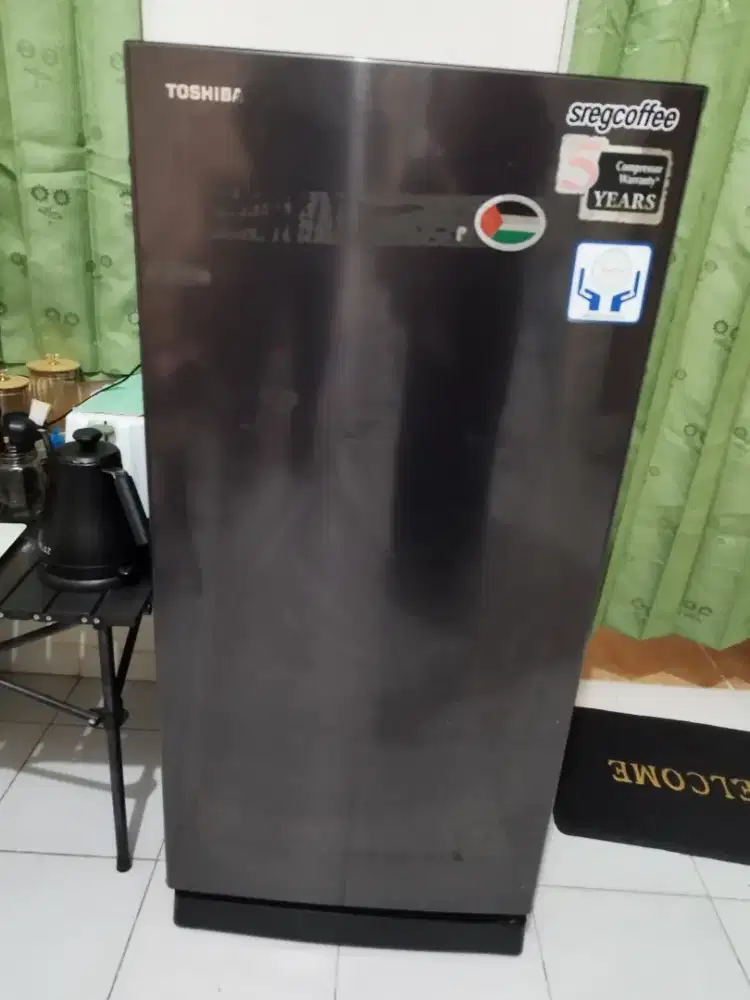 Kulkas Second Toshiba