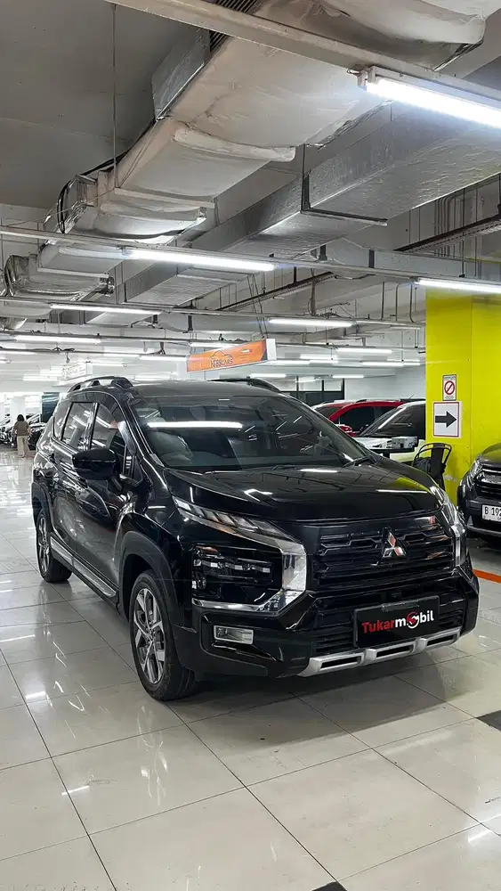 LOW KM 16rb!! Mitsubishi Xpander Premium Packed AT Thn 2023