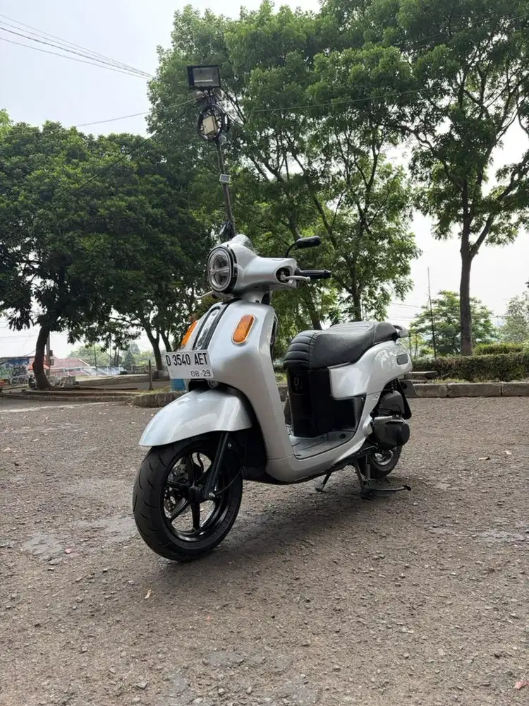 YAMAHA FAZZIO LUX 2024 LOW KILOMETER