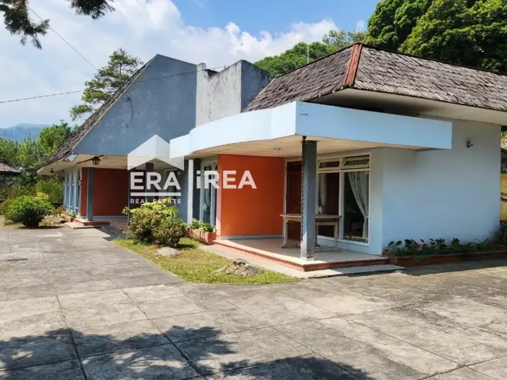 VILLA DIJUAL DI TAWANGMANGU KARANGANYAR DEKAT GROJOGAN SEWU