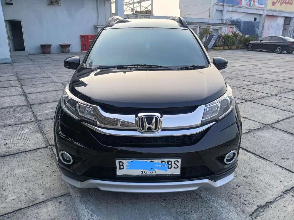 Honda BRV Prestige AT 2016 Tdp : 18Juta