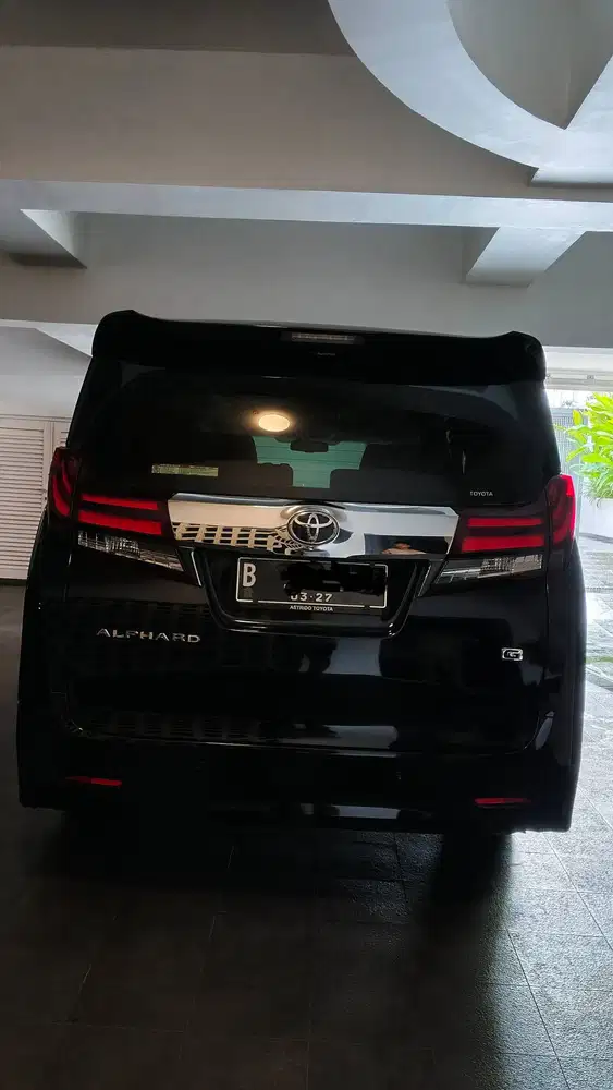 DI JUAL TOYOTA ALPHARD TAHUN 2017