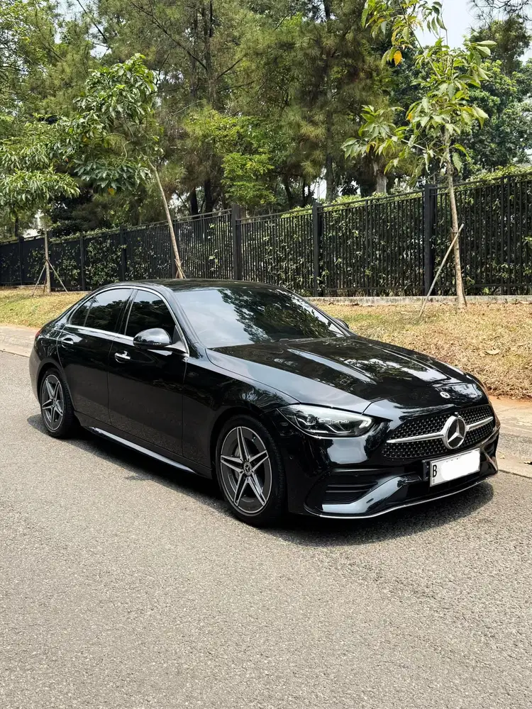 [Km19RB] Mercedes Benz C300 AMG 2023 Hitam