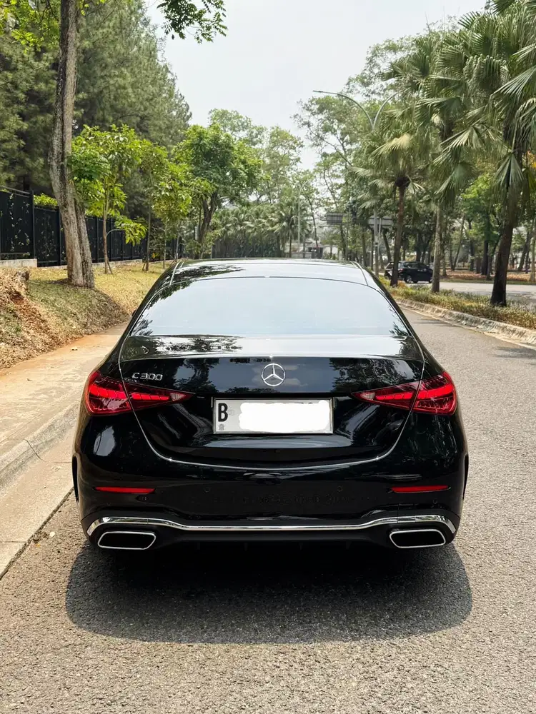 [Km19RB] Mercedes Benz C300 AMG 2023 Hitam