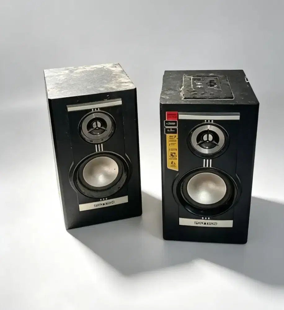 Speaker aktif Polytron