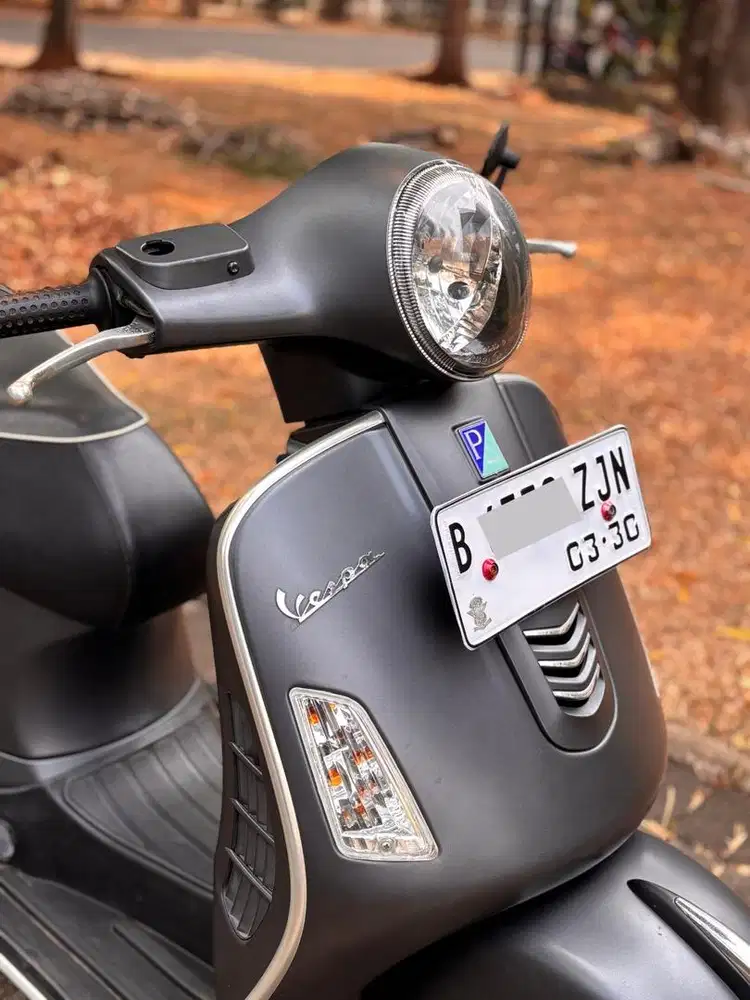 VESPA GTS 150 3V LOW KM