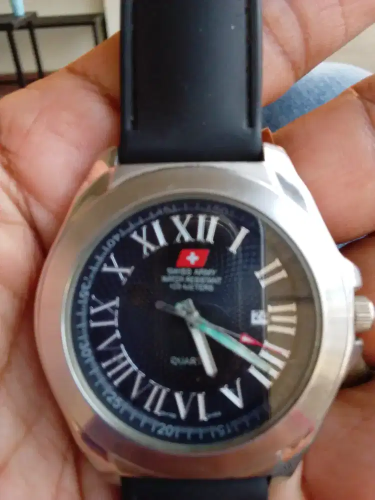 Jam tangan pria Swiss army original