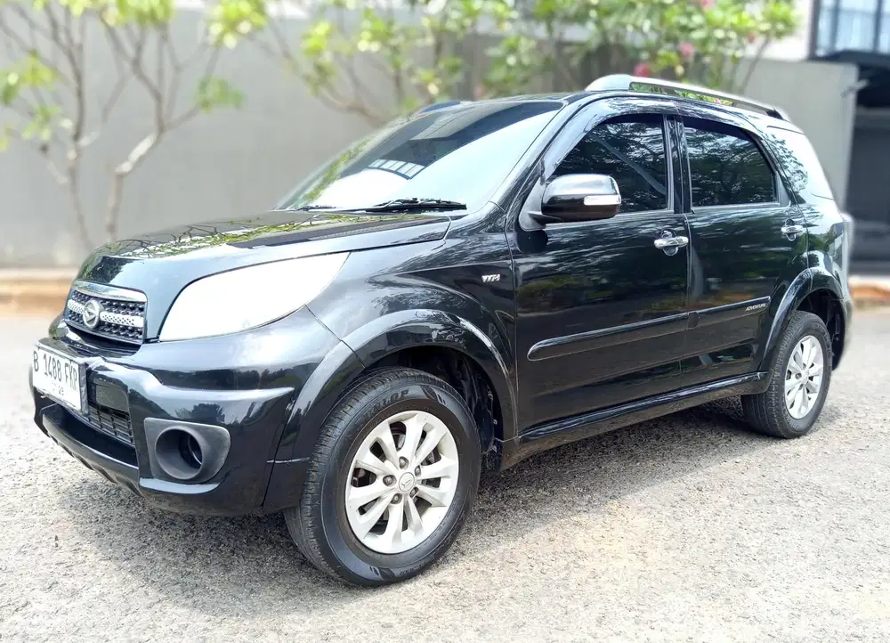 Daihatsu Terios 1.5 TX Adventure AT 2012 Hitam Istimewa Sekali Terawat